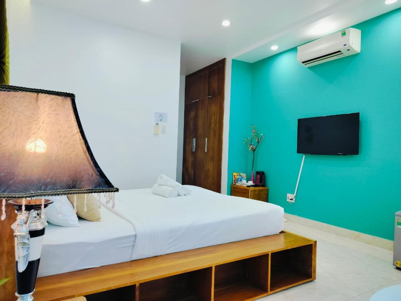 Adventure Hotel Хошимин Экстерьер фото