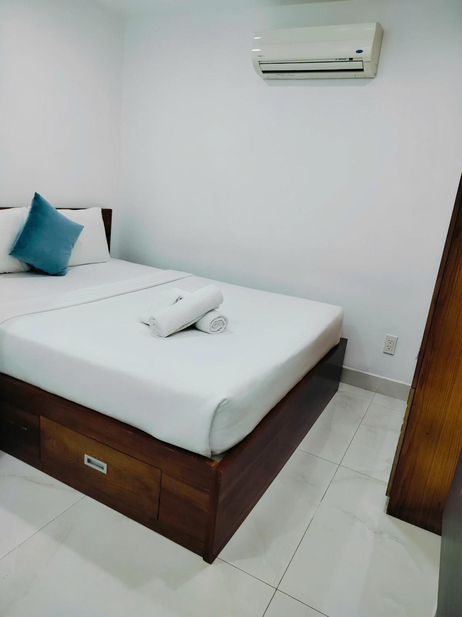Adventure Hotel Хошимин Экстерьер фото