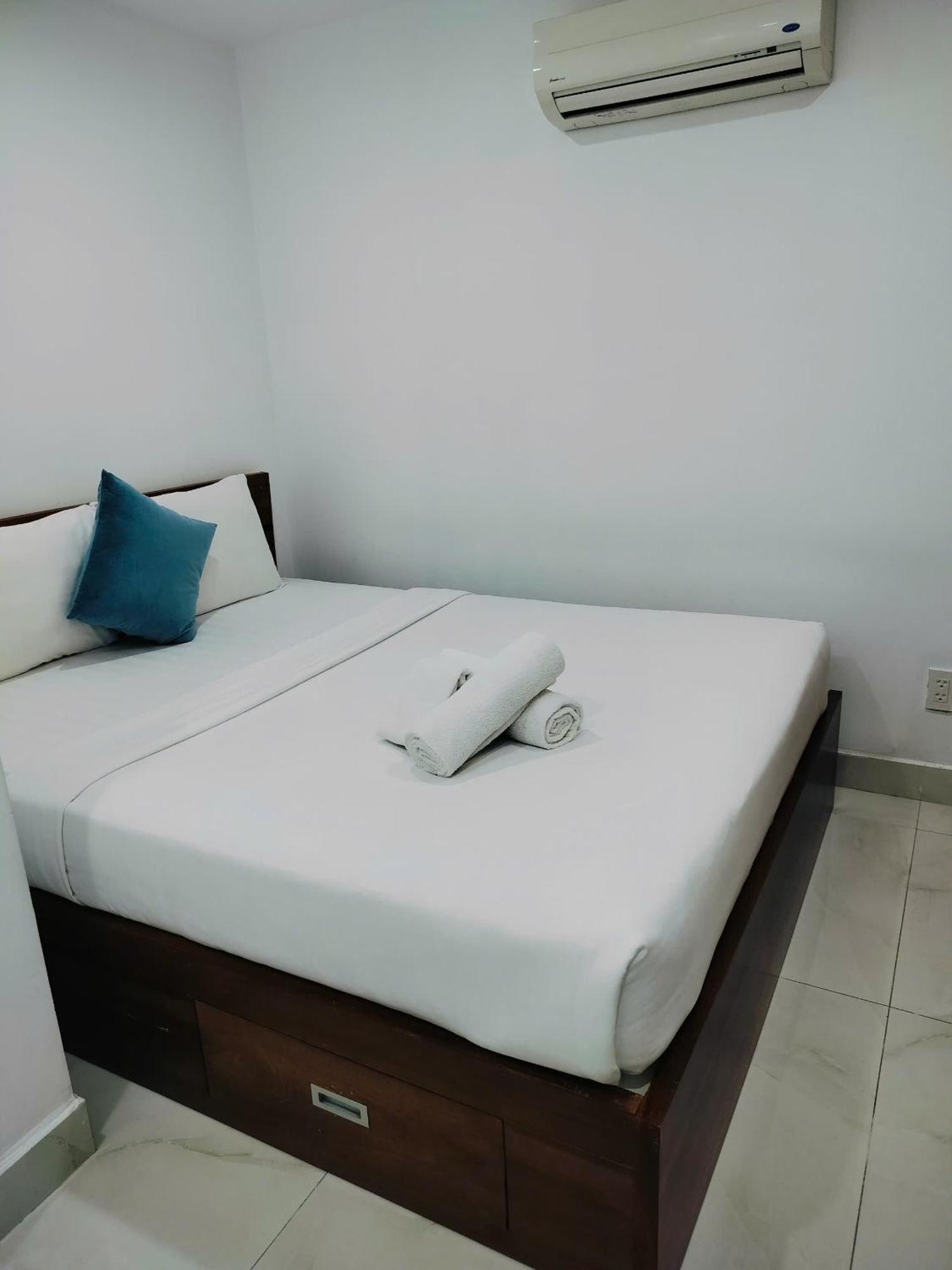 Adventure Hotel Хошимин Экстерьер фото
